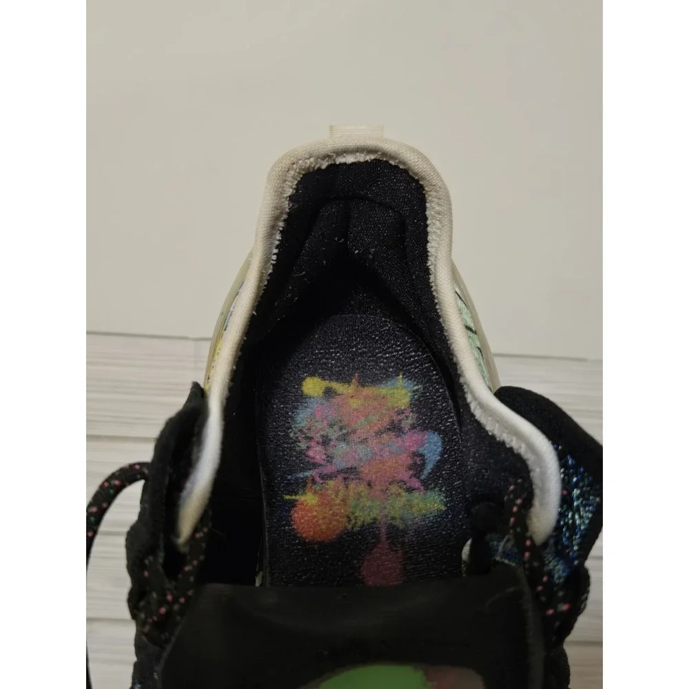 Nike LeBron 18 GS 